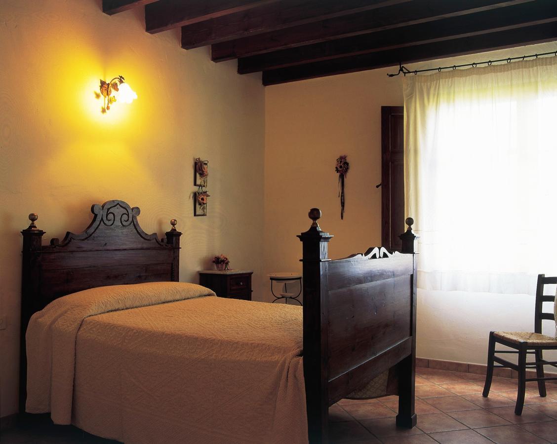 Country Hotel Mandra Edera Abbasanta Exterior foto